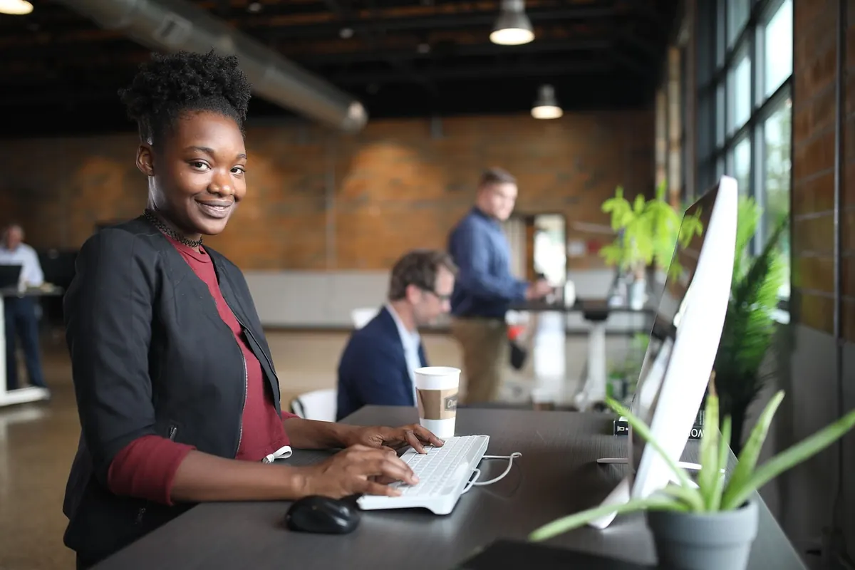 Standing Desk Height Guide: How to Find Your Correct Setting